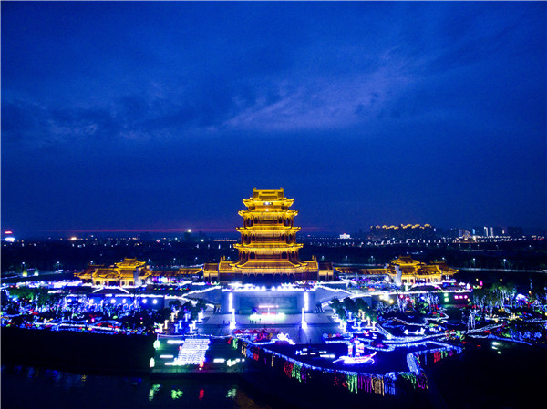 杰靈臺(tái)、鳳音廣場.jpg